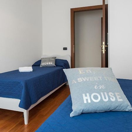 Ferienwohnung Ortaglia B2 Torri Del Benaco Exterior foto