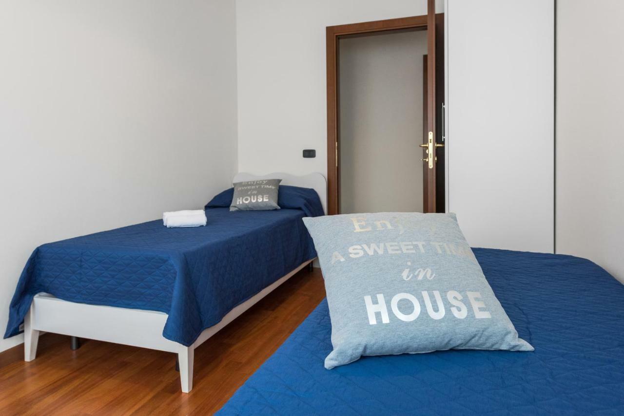 Ferienwohnung Ortaglia B2 Torri Del Benaco Exterior foto
