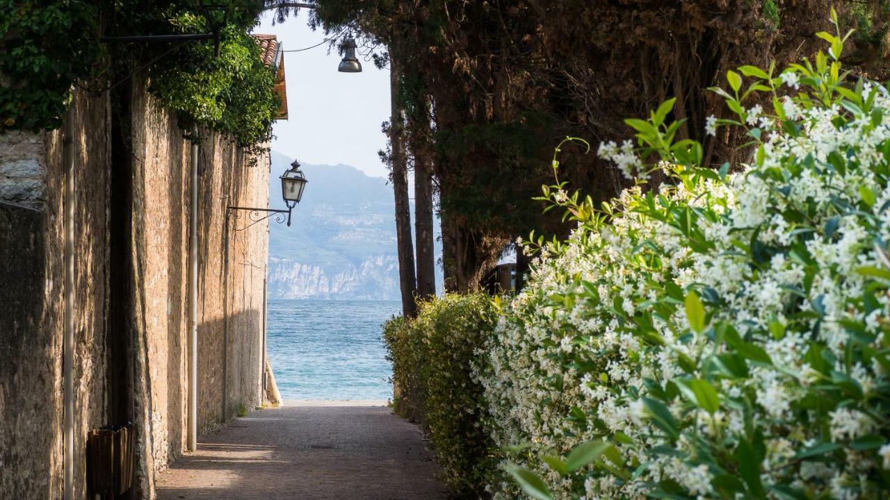 Ferienwohnung Ortaglia B2 Torri Del Benaco Exterior foto